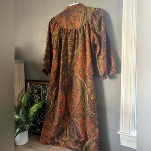 Rare! 1960s Paisley Bell Sleeve Dress